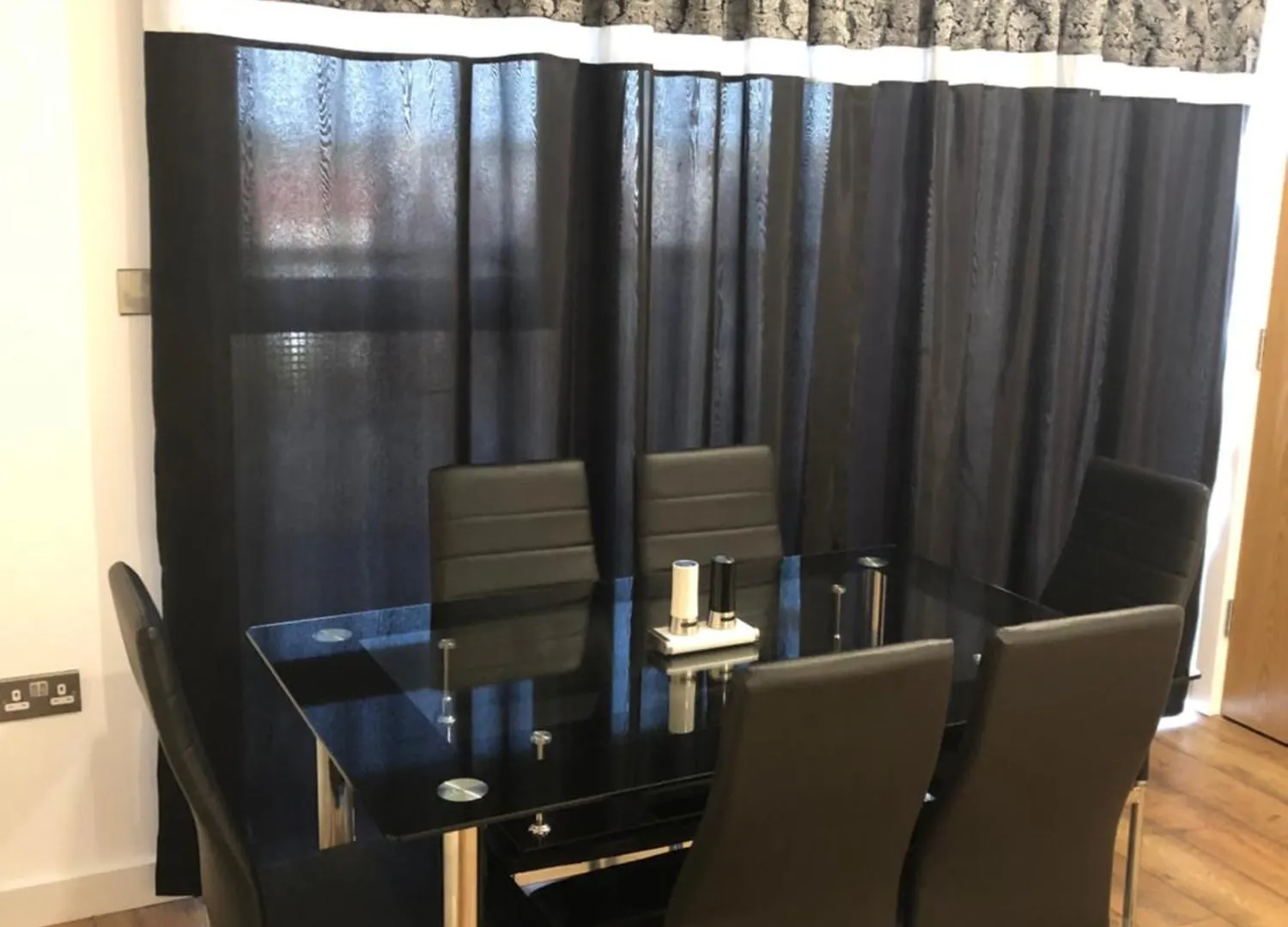 Homestay Luxury Kingsize Bedroom With Private Bathroom Northolt  United Kingdom